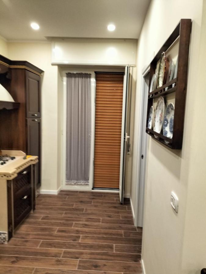 La Dimora Di Alex Apartment Наполи Екстериор снимка